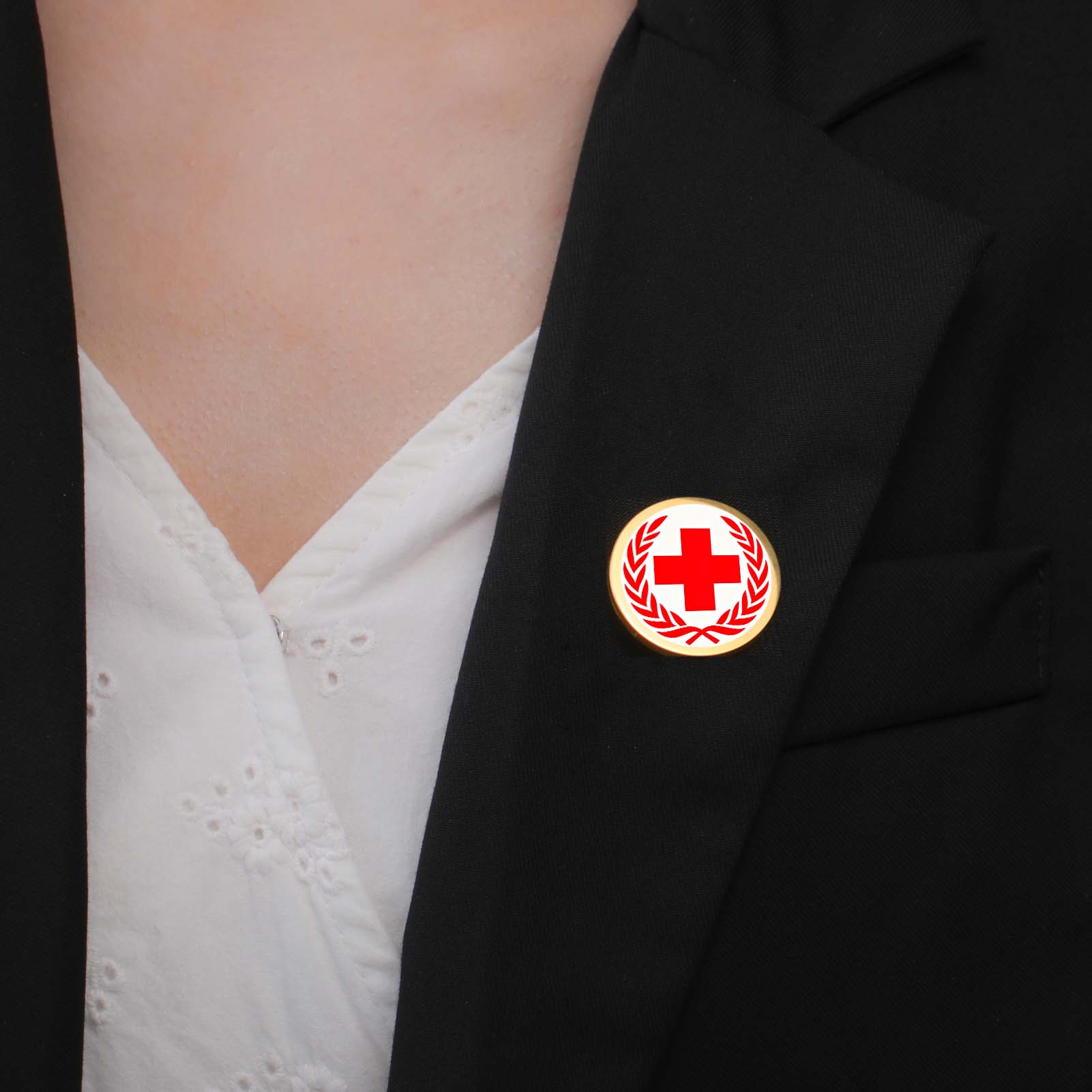 Baskılı Fotoğraf Etiketli Kişi - Tuxedo Lapel Pin incelemesi ve fiyatı